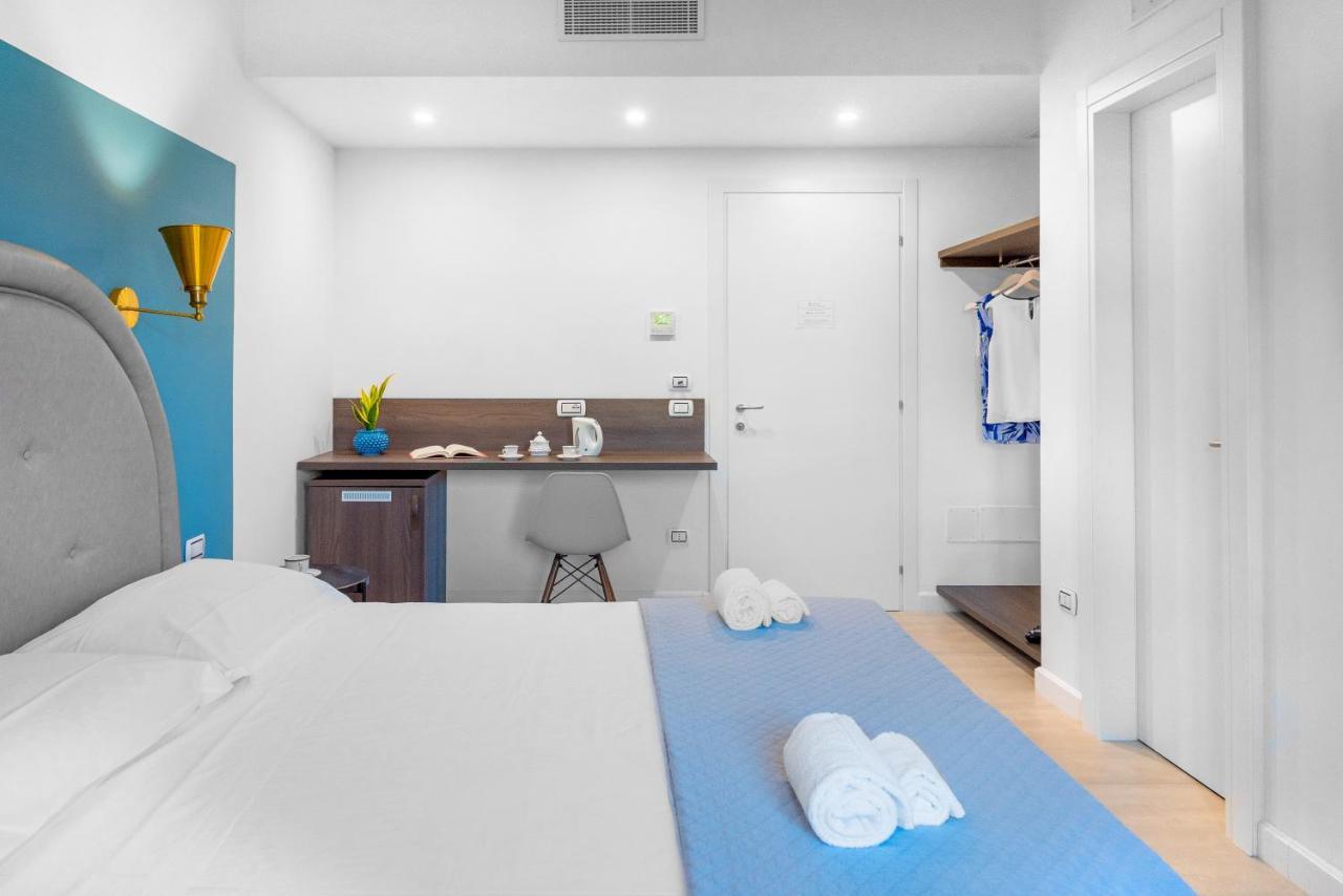 Mako Sorrento Suites Exteriör bild