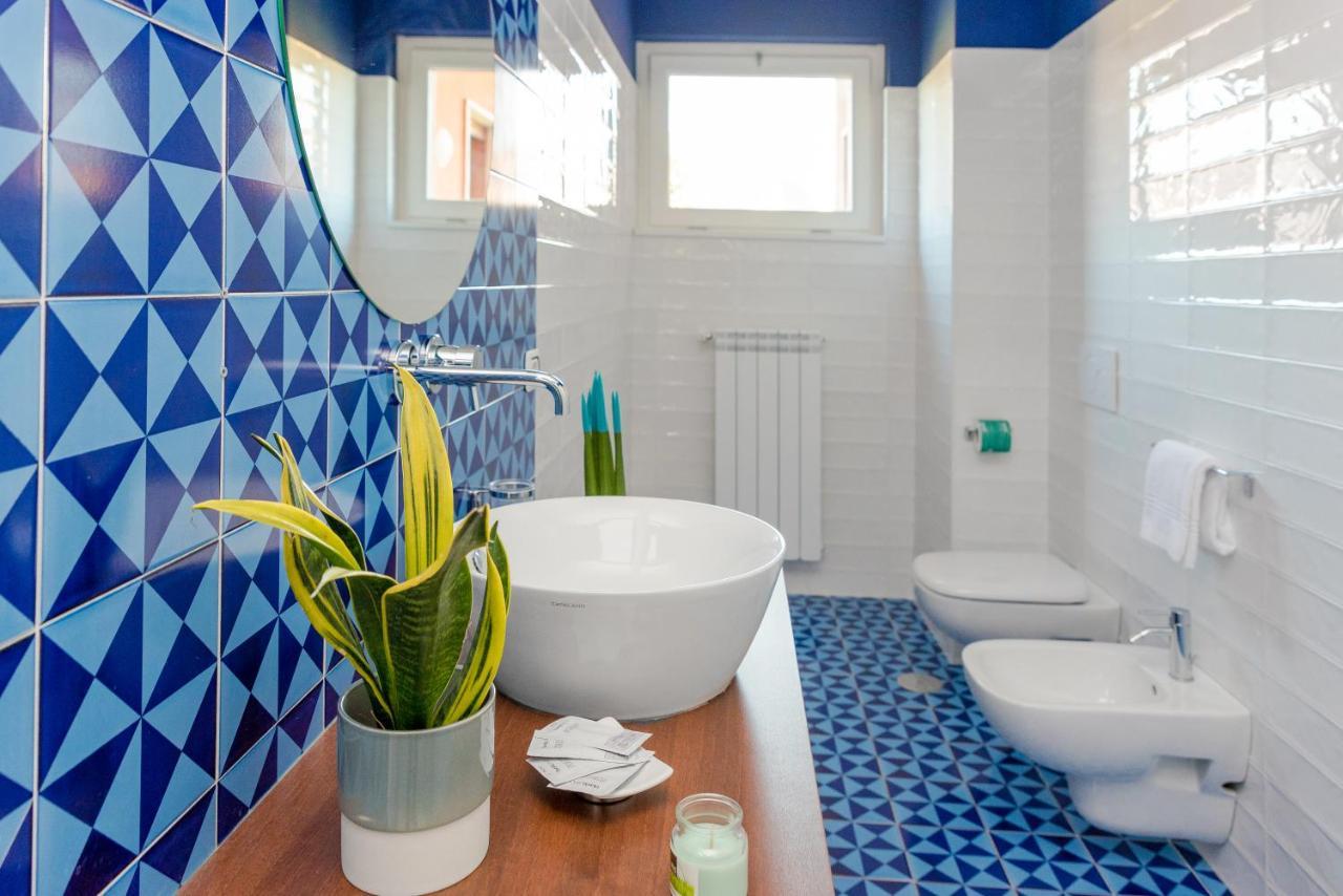 Mako Sorrento Suites Exteriör bild
