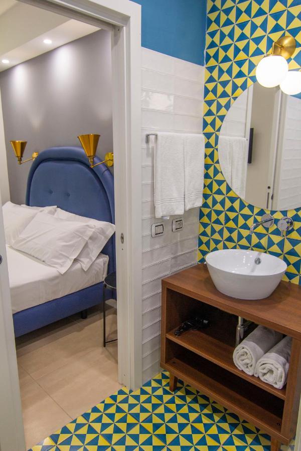 Mako Sorrento Suites Exteriör bild
